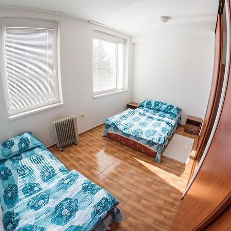 Apartment Vera Плужине Екстериор снимка