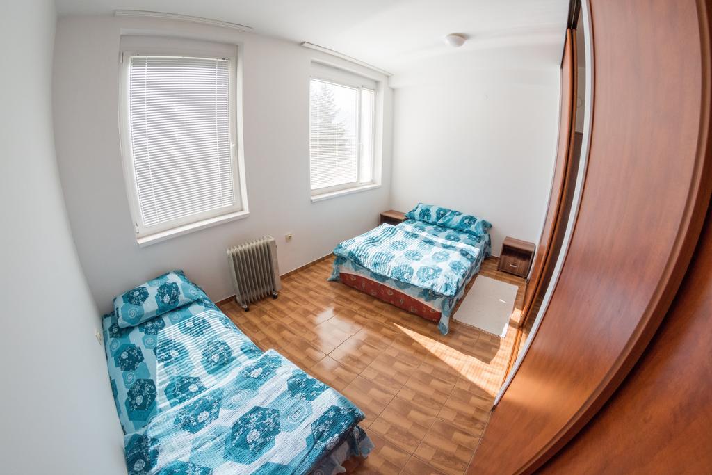 Apartment Vera Плужине Екстериор снимка